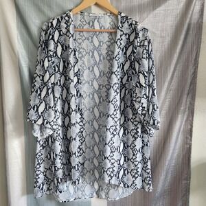 Pinkmilly Womens XL Snakeskin Print Kimono Open Front Grey Black Coverup
Light